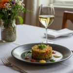 Delicious riz croustillant with spicy tuna or shrimp, beautifully garnished for a perfect meal.